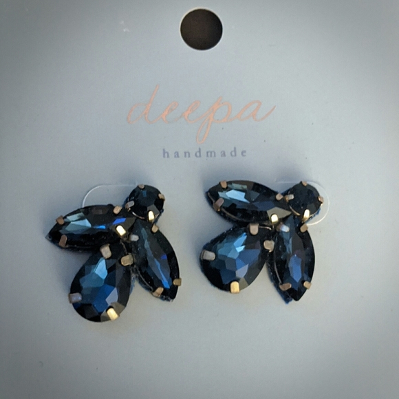 Sapphire blue rhinestone earrings - Picture 3 of 3